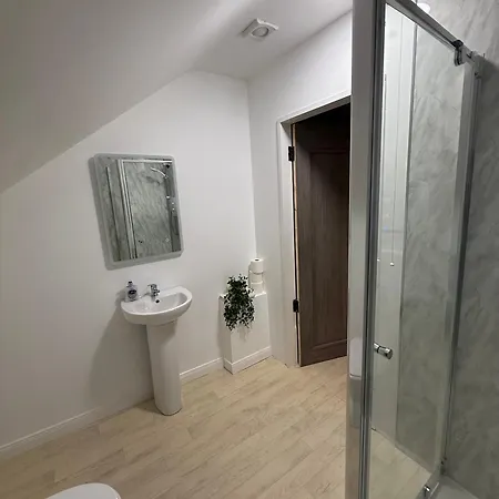 Apartment Heartbeat By Travel Lets Homes With Private Ensuite & Garden Letterkenny
