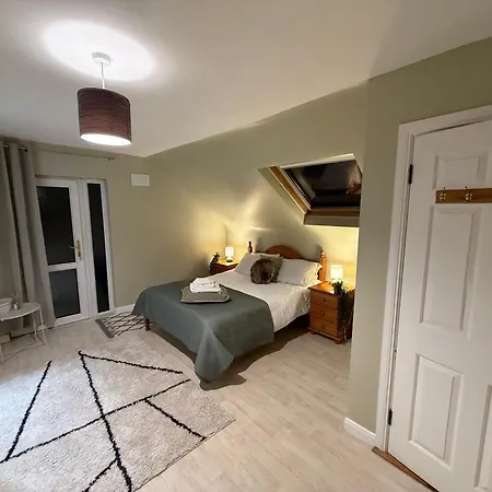 Apartment Heartbeat Letterkenny